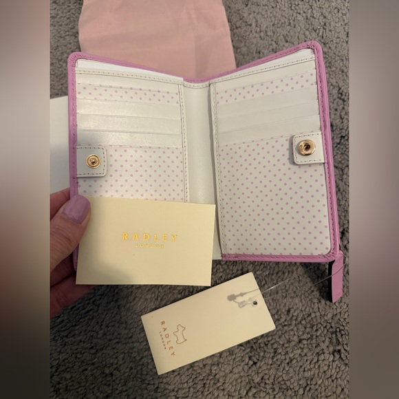 Radley London Pink Medium Leather Bifold Wallet w/dustbag NWT - Picture 2 of 7